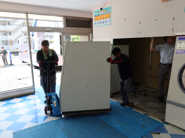 コインランドリーまるき